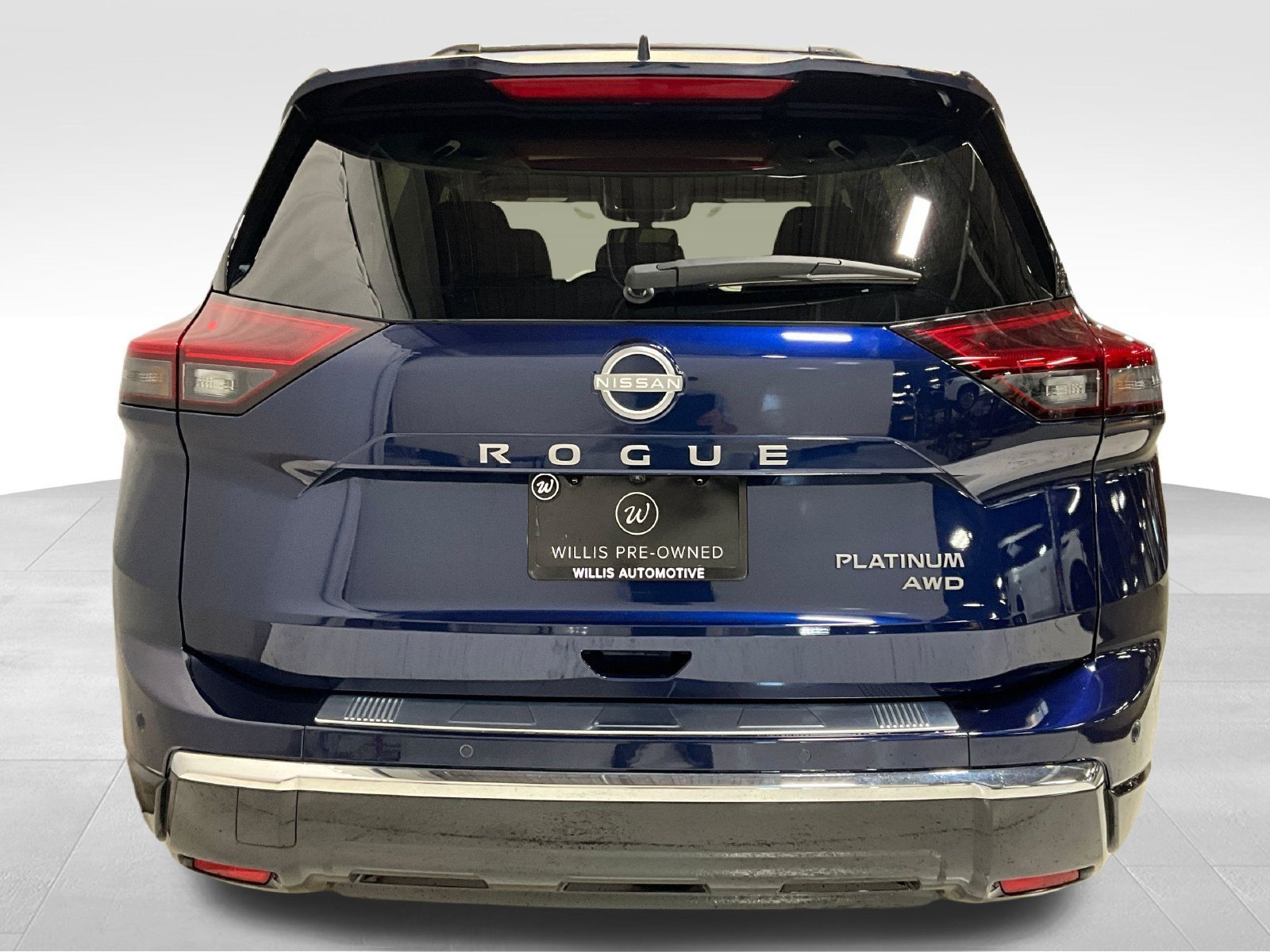 Used 2025 Nissan Rogue Platinum w/ Platinum Premium Package AWD/4WD image 6