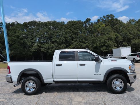 Certified 2024 RAM 2500 Big Horn w/ Bed Utility Group AWD/4WD image 2