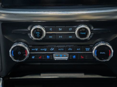 Certified 2023 Ford F150 Lariat w/ Equipment Group 502A High image 31