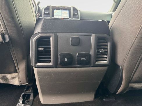 Used 2018 Ford F150 XLT w/ Equipment Group 302A Luxury image 17