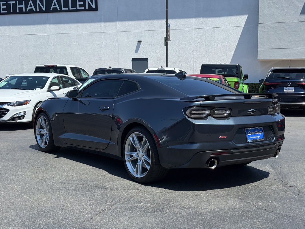 Used 2022 Chevrolet Camaro SS RWD image 9