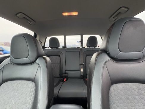 Used 2017 Chevrolet Colorado Z71 image 34