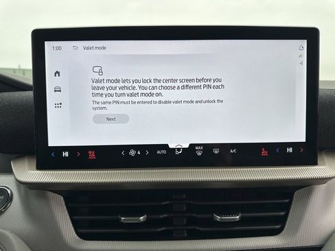 New 2026 Ford Explorer Active w/ Active Comfort Package image 44