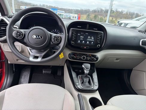 Certified 2021 Kia Soul LX image 15