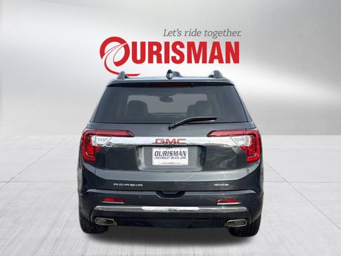 Used 2023 GMC Acadia Denali image 3