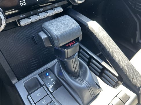Used 2024 Toyota Tacoma TRD Off-Road AWD/4WD image 24