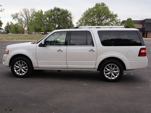 Used 2016 Ford Expedition EL Limited w/ Equipment Group 301A AWD/4WD image 9