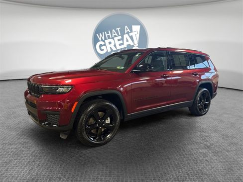 Used 2024 Jeep Grand Cherokee L Altitude image 8