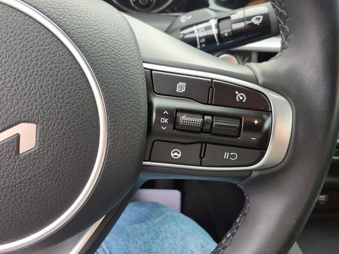 Used 2022 Kia K5 LXS AWD/4WD image 17
