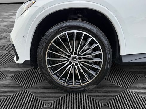 New 2026 Mercedes-Benz GLC 300 GLC 300 image 9