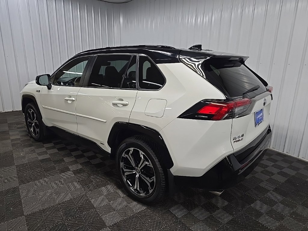 Used 2022 Toyota RAV4 XSE w/ Premium Package AWD/4WD image 9