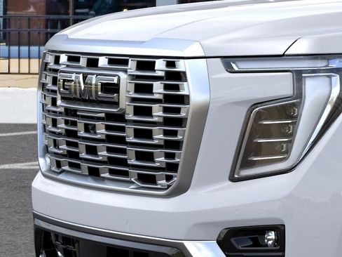 New 2026 GMC Yukon Denali AWD/4WD image 13