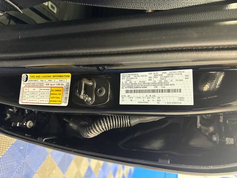 Used 2024 Ford F150 Lariat w/ Equipment Group 502A High AWD/4WD image 30