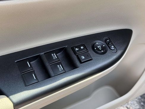 Used 2015 Honda Accord EX-L image 16
