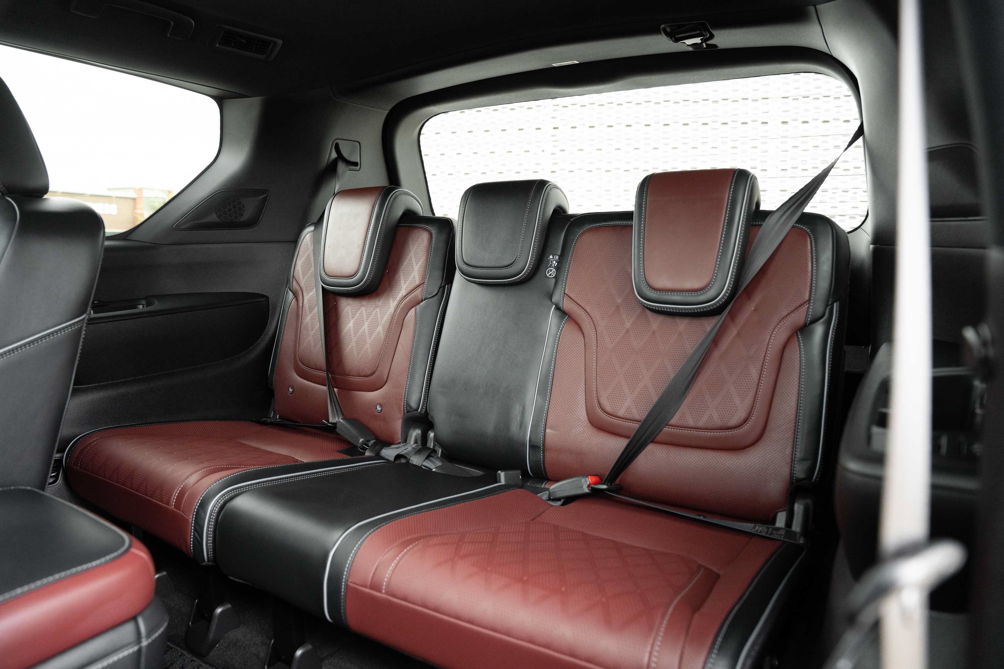 Used 2026 INFINITI QX80 Autograph w/ Premium Cargo Package AWD/4WD image 30