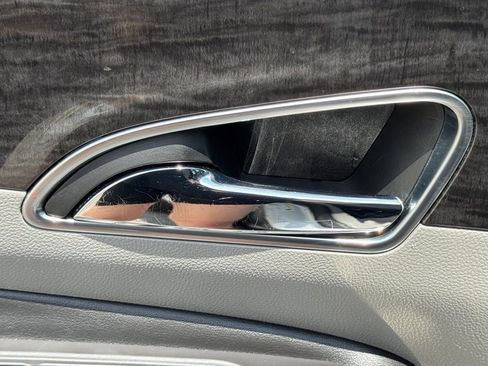 Used 2016 Buick Encore FWD image 18