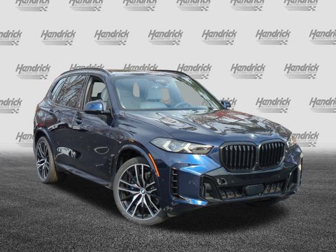 Used 2026 BMW X5 xDrive40i w/ M Sport Package AWD/4WD image 2