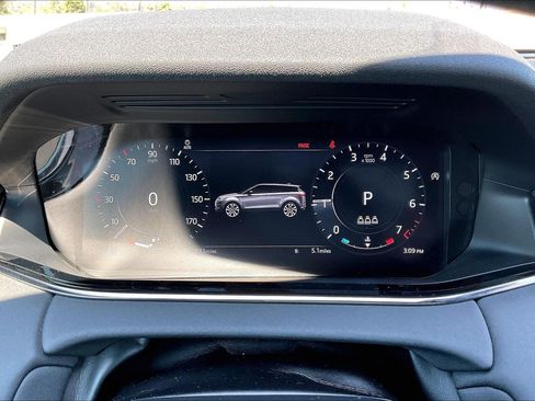 Used 2021 Land Rover Range Rover Evoque R-Dynamic SE AWD/4WD image 24