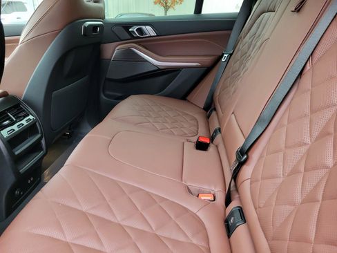 New 2026 BMW X5 xDrive50e image 13