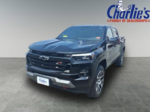 Used 2023 Chevrolet Colorado Z71 w/ Z71 Convenience Package 2 AWD/4WD image 1