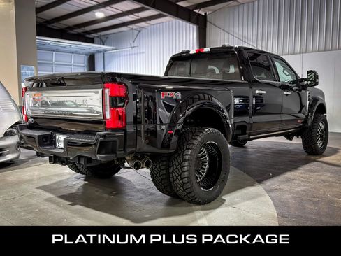 Used 2025 Ford F450 Platinum w/ Platinum Plus Package AWD/4WD image 4