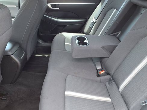 Used 2025 Hyundai Sonata SEL FWD image 12