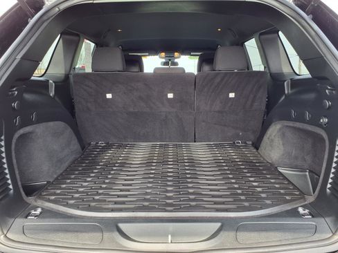 Used 2018 Jeep Grand Cherokee Laredo AWD/4WD image 18