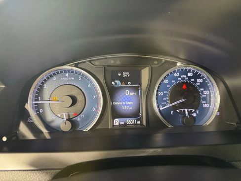 Used 2017 Toyota Camry LE image 14