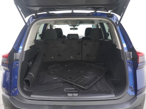 Used 2023 Nissan Rogue S image 16