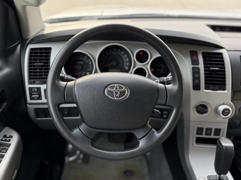 Used 2008 Toyota Sequoia SR5 image 25