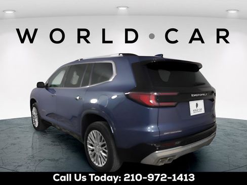 Used 2024 GMC Acadia Denali image 5