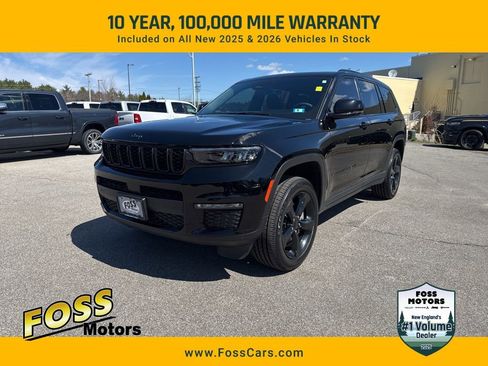 Certified 2025 Jeep Grand Cherokee L Limited w/ Black Appearance Package AWD/4WD image 1