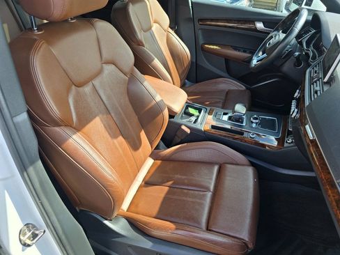 Used 2018 Audi Q5 2.0T Premium Plus w/ Premium Plus Package AWD/4WD image 28