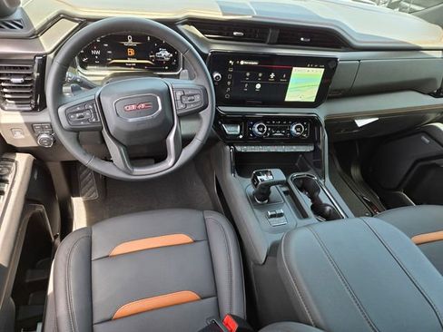 New 2026 GMC Sierra 1500 AT4 w/ Technology Package AWD/4WD image 8