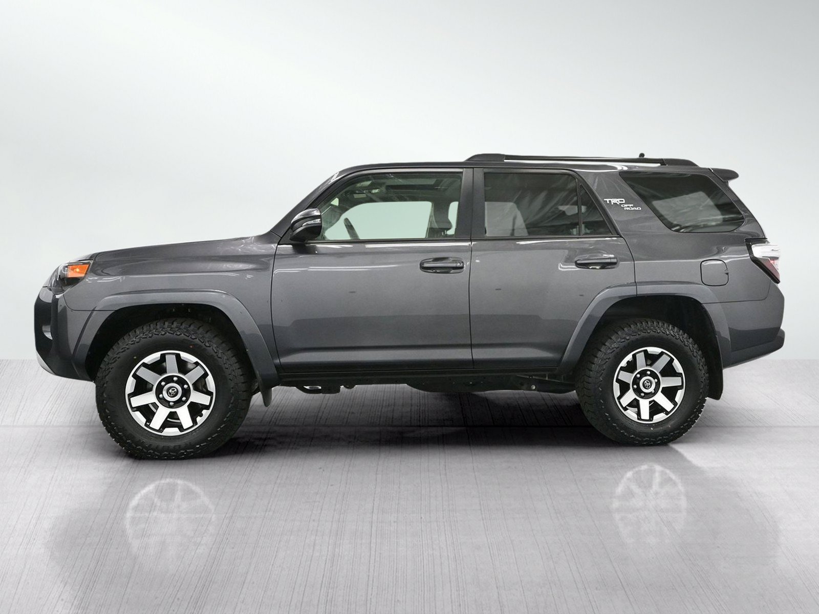 Used 2021 Toyota 4Runner TRD Off-Road Premium w/ Moonroof Package AWD/4WD image 3