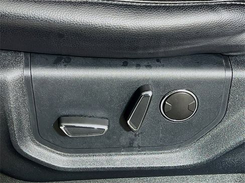 Used 2021 Ford Expedition Max Limited image 11