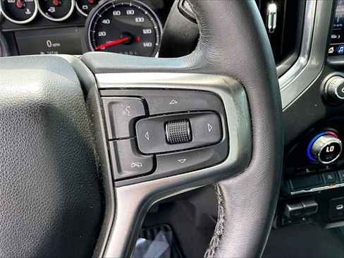 Used 2021 Chevrolet Silverado 1500 LT RWD image 20