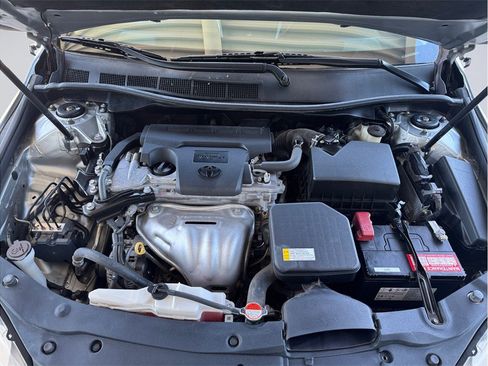 Used 2016 Toyota Camry LE FWD image 8