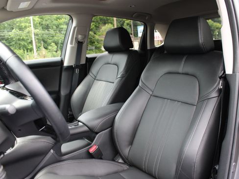 Used 2025 Honda HR-V EX-L image 14
