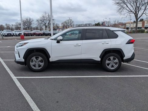 Used 2025 Toyota RAV4 XLE image 8