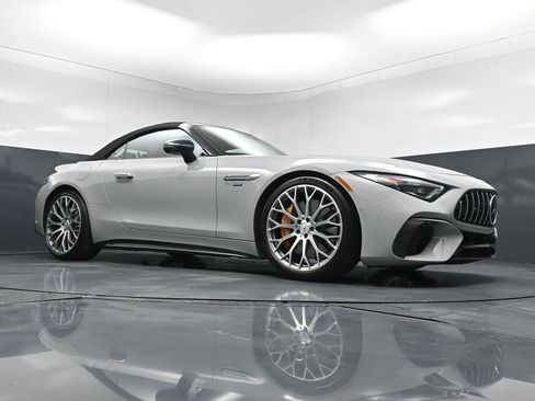 Used 2022 Mercedes-Benz SL 63 AMG 4MATIC image 28