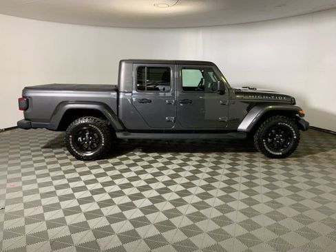 Used 2025 Jeep Gladiator Sport AWD/4WD image 5