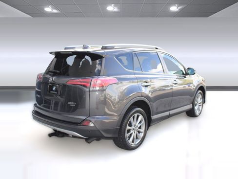Used 2016 Toyota RAV4 Limited w/ Advanced Technology Package image 9