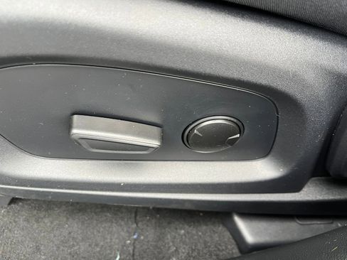 New 2026 Ford Explorer Active image 19