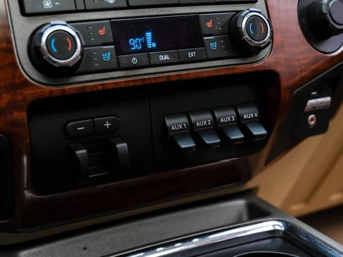 Used 2012 Ford F250 King Ranch w/ FX4 Off Road Pkg image 26