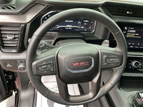 Used 2025 GMC Sierra 1500 AT4 w/ AT4 Premium Package image 11