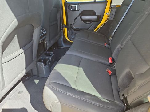 Used 2021 Jeep Wrangler Unlimited Sport AWD/4WD image 14