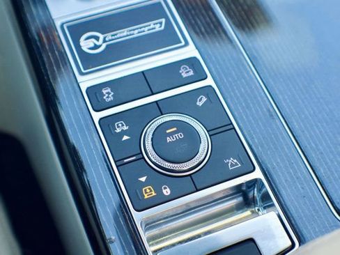 Used 2020 Land Rover Range Rover SV Autobiography Dynamic AWD/4WD image 33