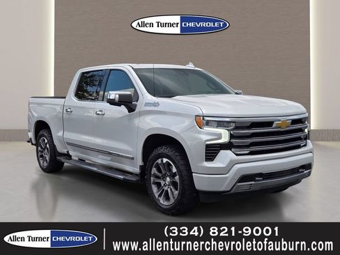 Used 2024 Chevrolet Silverado 1500 High Country w/ Technology Package AWD/4WD image 1