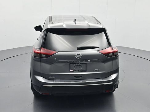 Certified 2024 Nissan Rogue SV FWD image 33